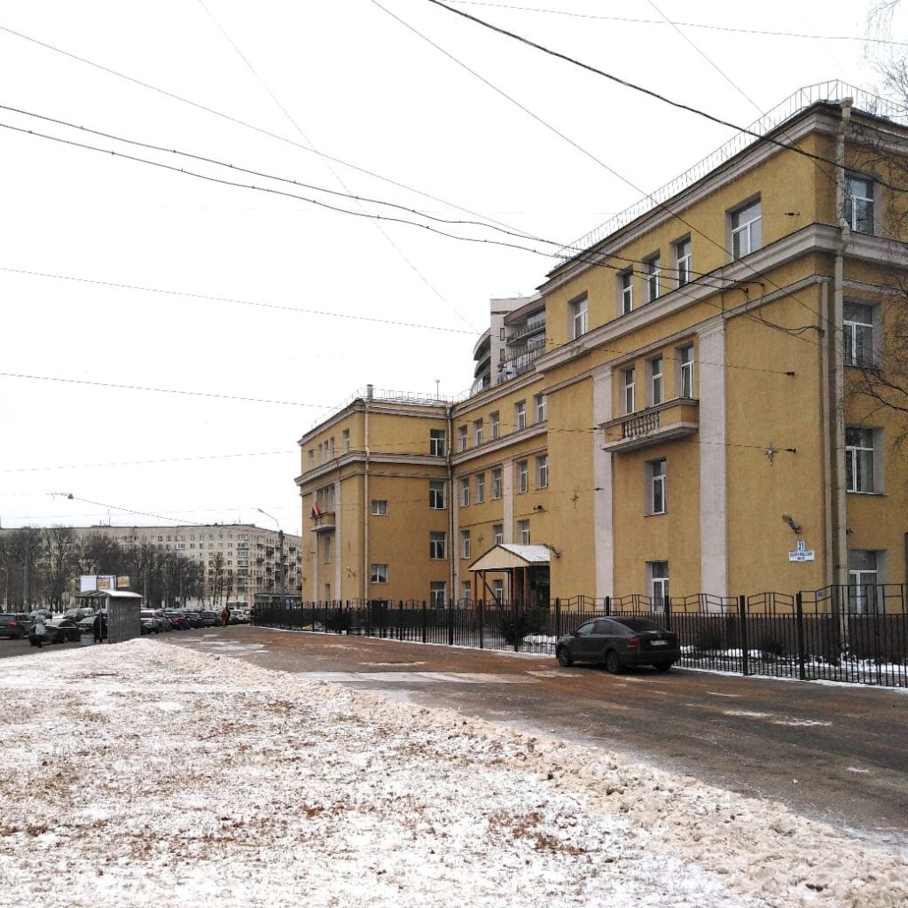 Школу сталинской постройки ждет реконструкция